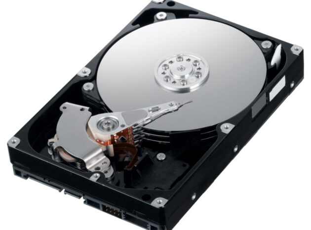 HITACHI used SAS HDD HUS156060VLS600, 600GB, 15K PRM, 6Gb/s, 3.5"