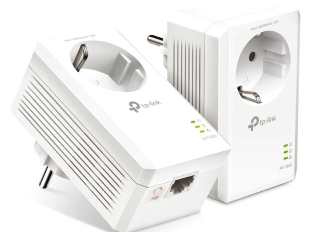 TP-LINK Powerline kit TL-PA7017P, Passthrough, AV1000 Gigabit, Ver. 4.0